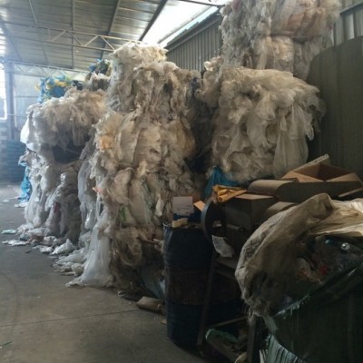 大量批發(fā)銷售PE\HDPE，ldpe顆粒，pp顆粒，藍(lán)色顆粒\香菇料\高密度聚乙烯再生顆粒，貨源充足