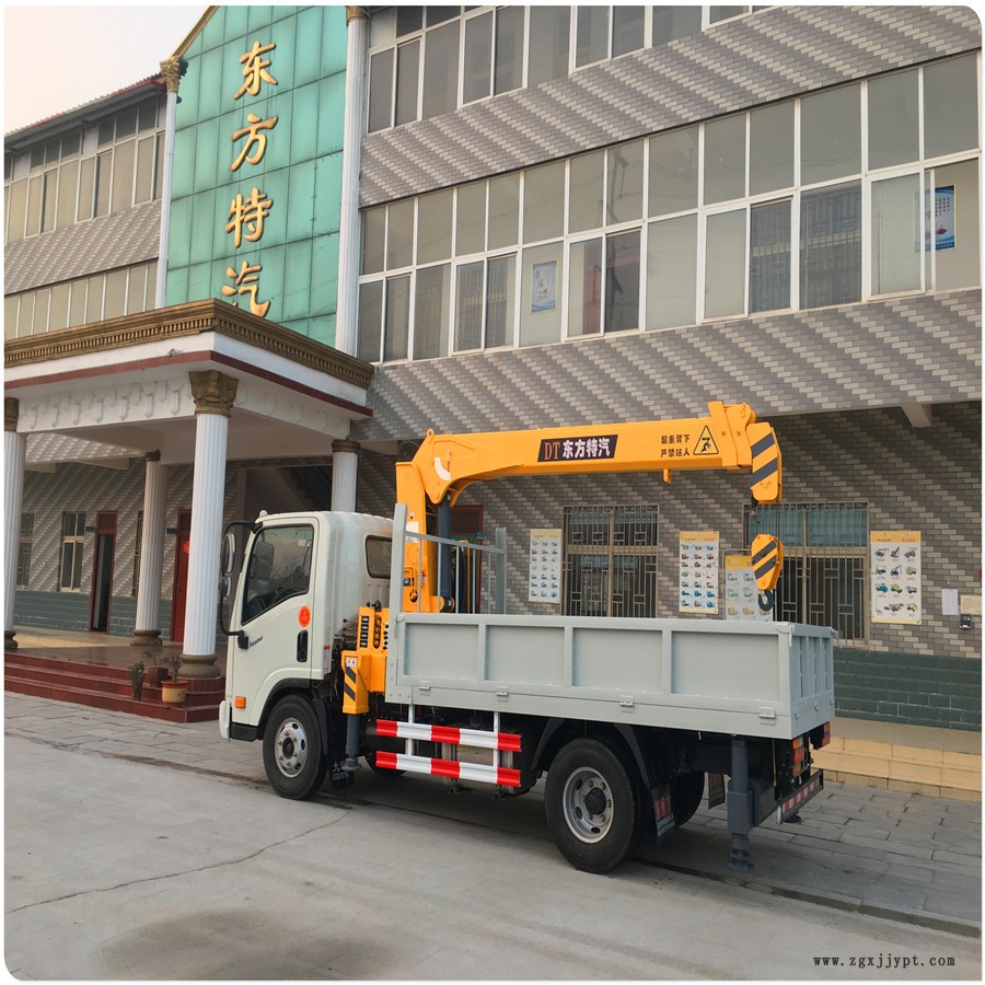 隨車起重機(jī) 輪胎車 質(zhì)量好 價(jià)格低 隨車起重機(jī) 輪胎車 質(zhì)量好 價(jià)格低
