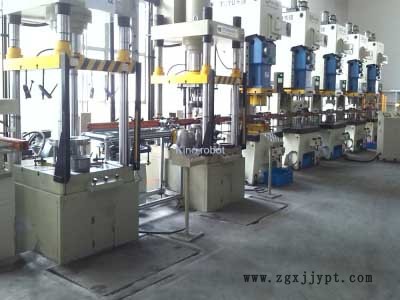 沖床自動化送料機 連桿式沖壓機械手示例圖1